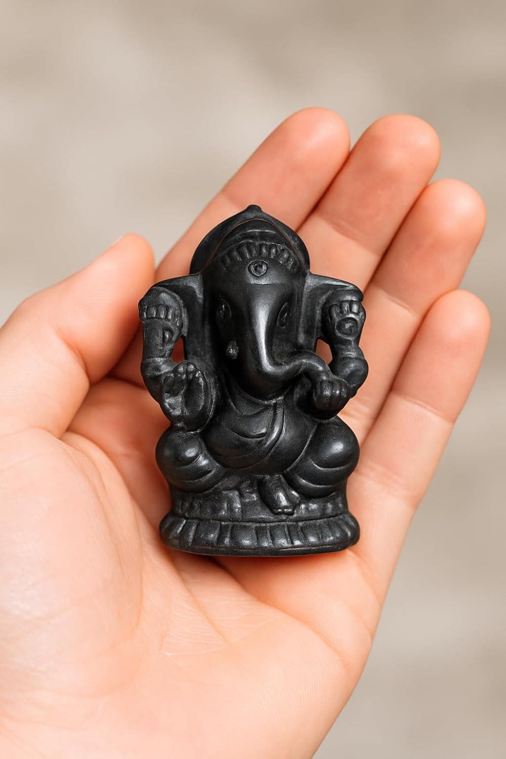 TEYRAH on Instagram, photo 8